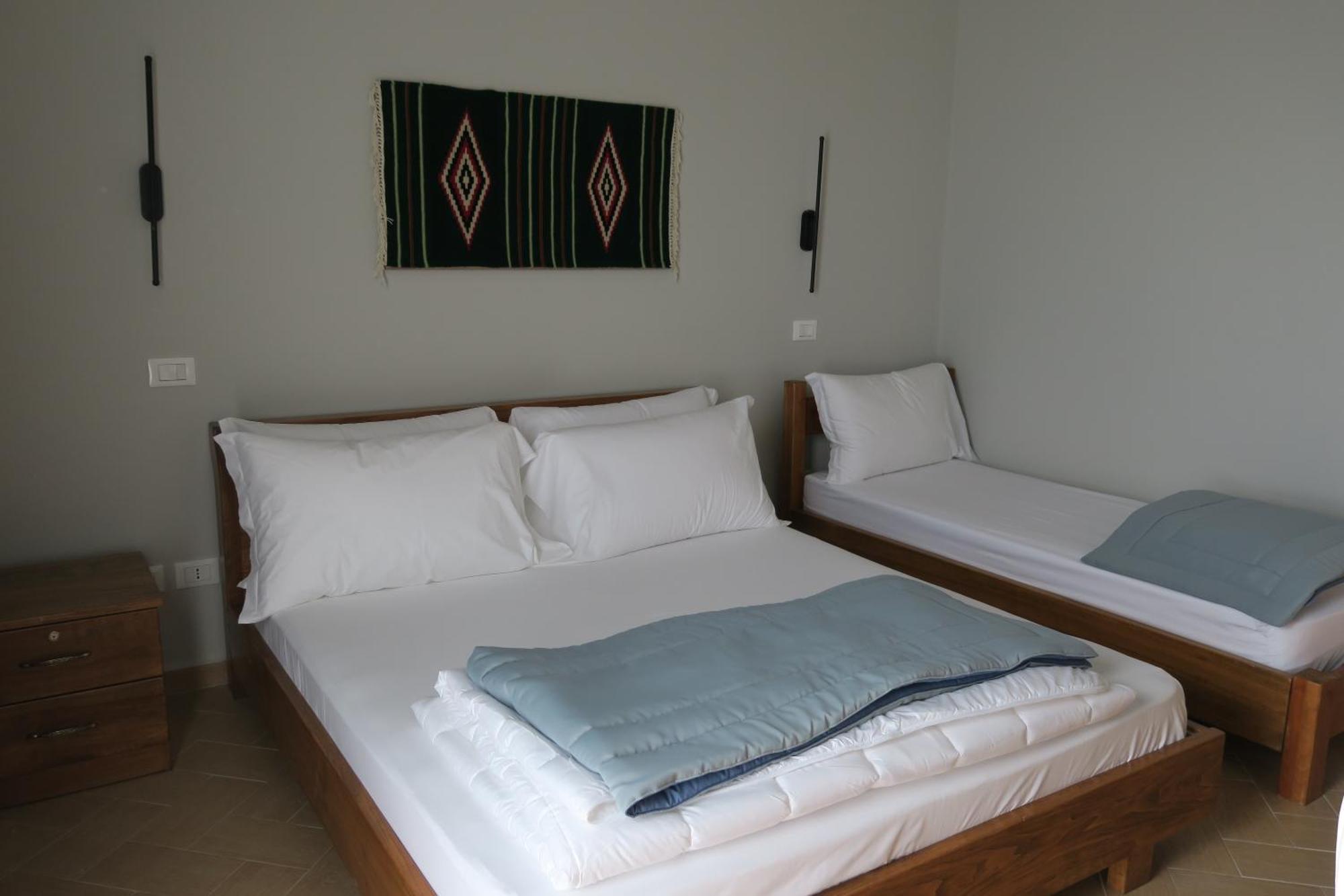 Doko Hotel Radhimë Εξωτερικό φωτογραφία